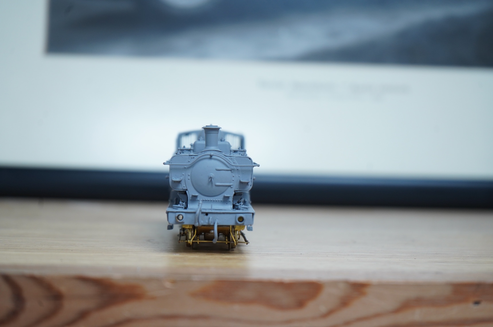 Four scratch/kit built EM gauge brass and white metal Southern Railway Class Q1 0-6-0 locomotives, all in various states of construction